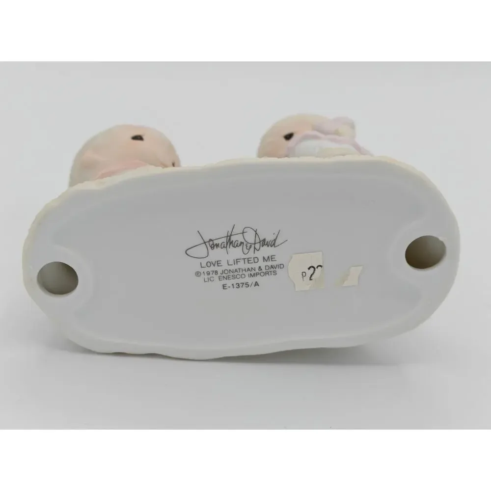 Precious Moments Love Lifted Me Figurine Enesco 1978 Model E-1375/A RAREITEM!